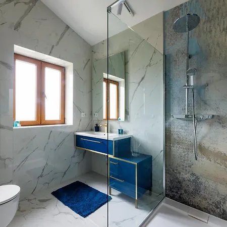 Βίλα Stone With Heated Pool Cabrunici