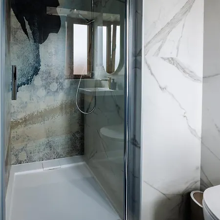 Stone With Heated Pool Cabrunici