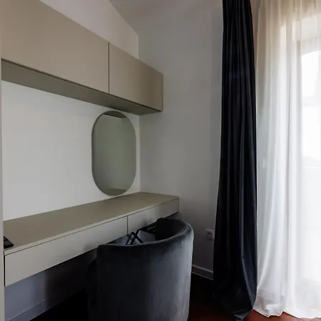 Stone With Heated Pool * Cabrunici